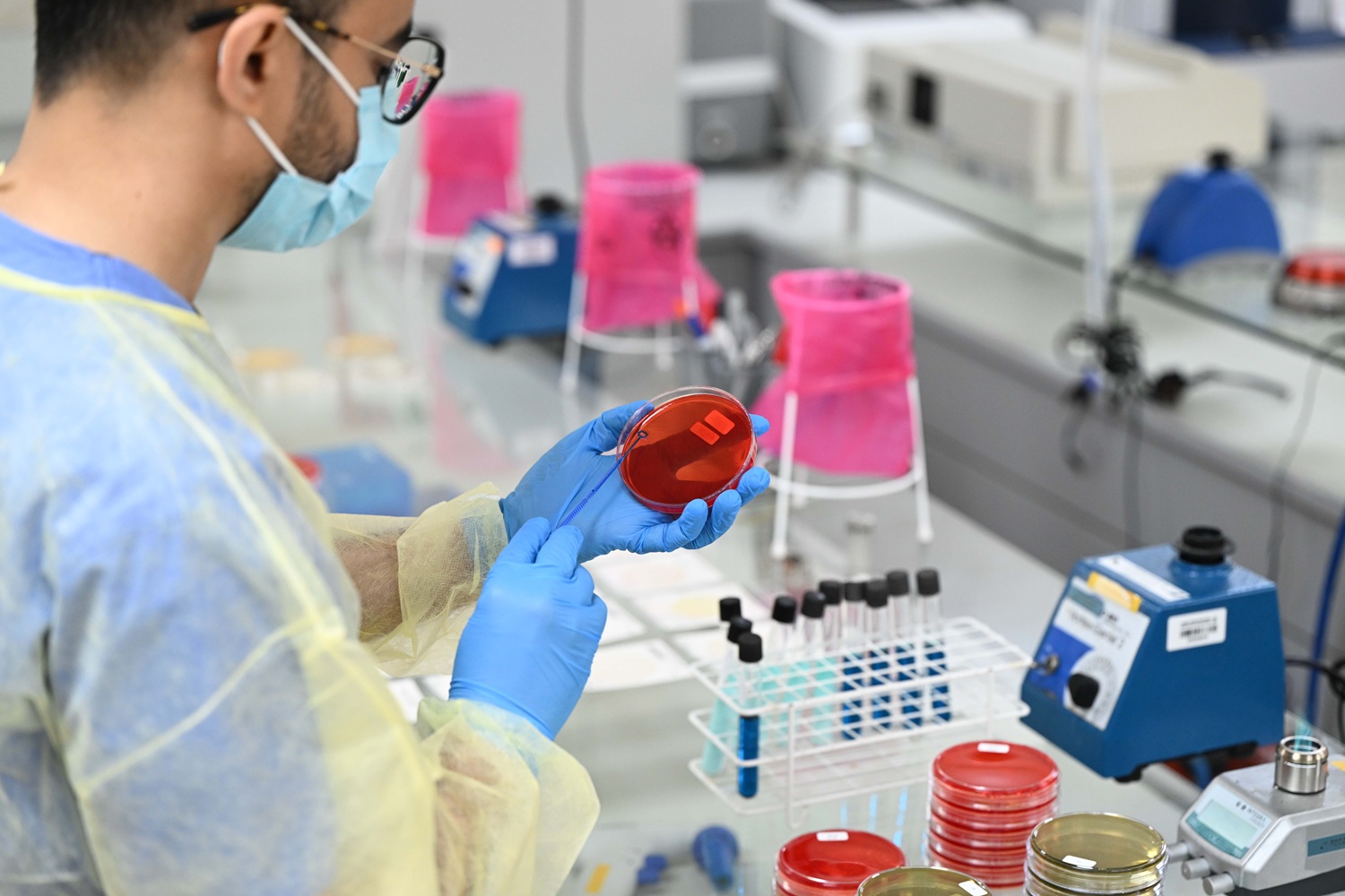 SFDA confirms full laboratory readiness for Hajj food and drug safety