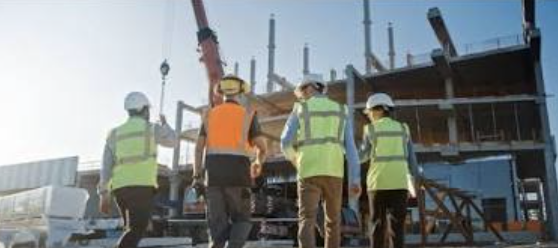 UAE outdoor workers adapt to peak summer heat as midday ban takes full effect