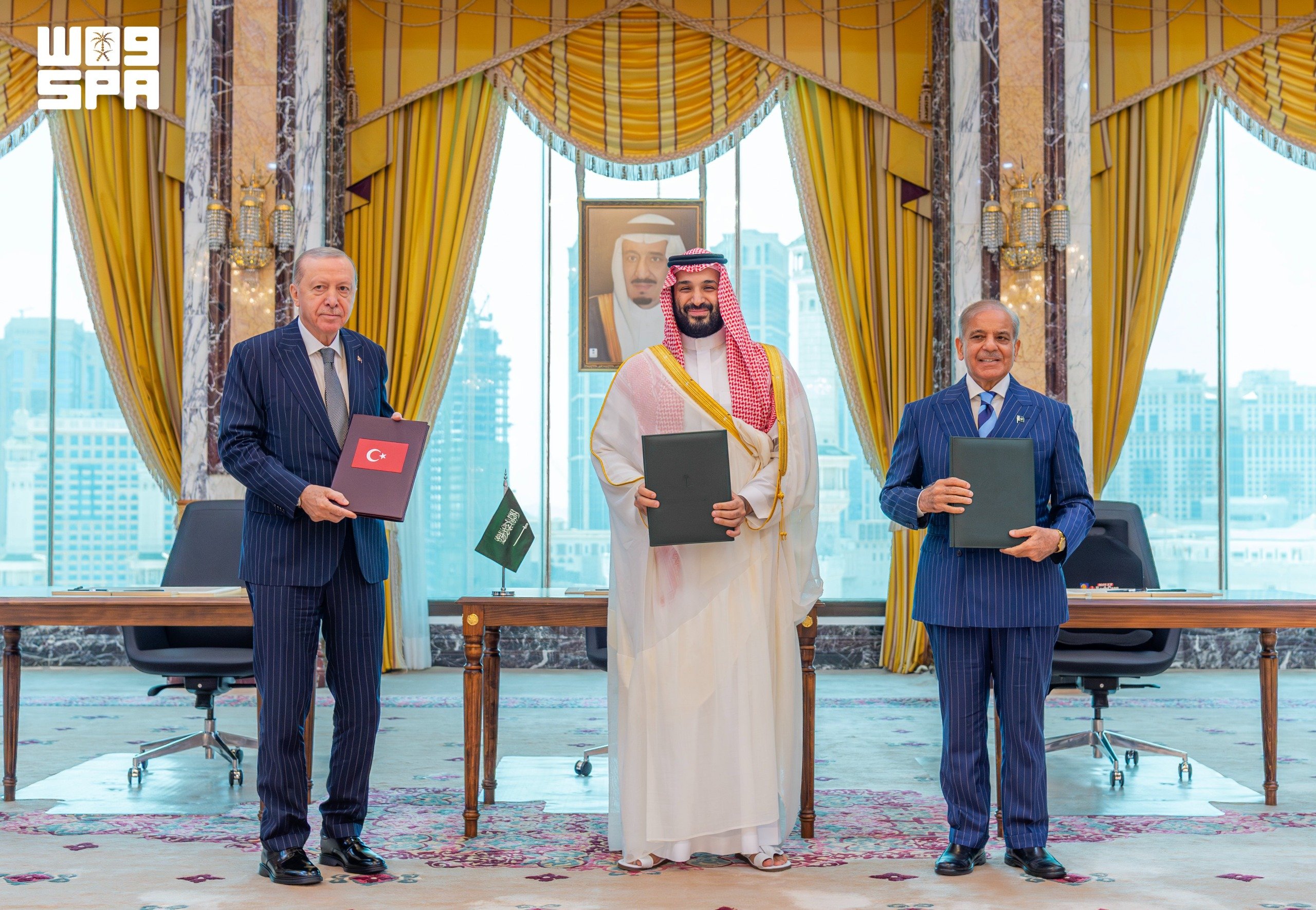 Saudi Arabia, Turkey and Pakistan sign Mecca joint defence agreement