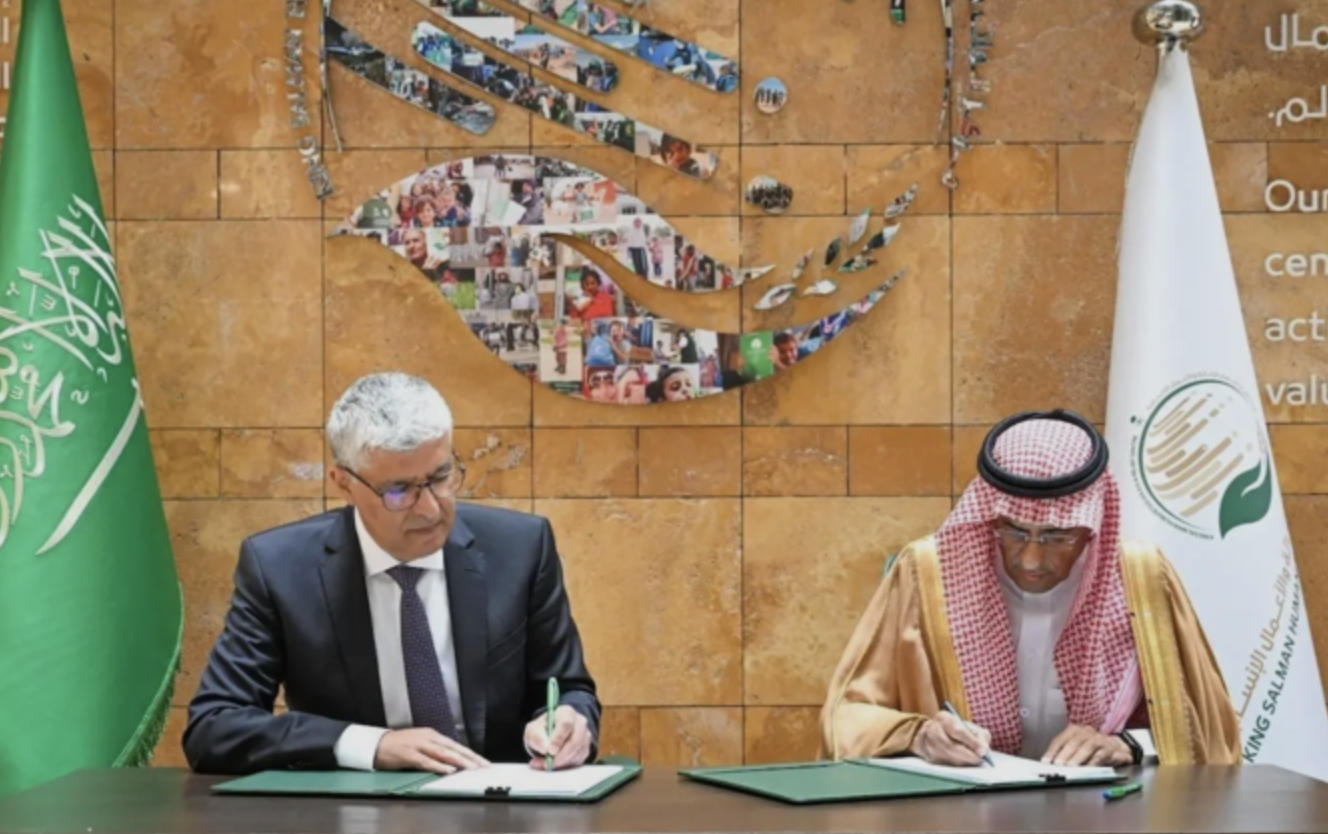 Saudi Foreign Minister receives Yemeni counterpart to discuss bilateral relations