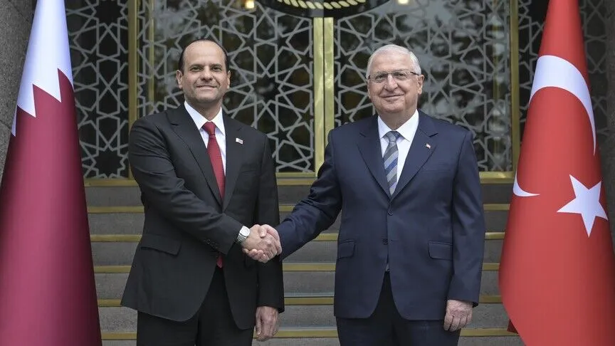 Qatar and Turkiye defense ministers discuss strengthening military cooperation